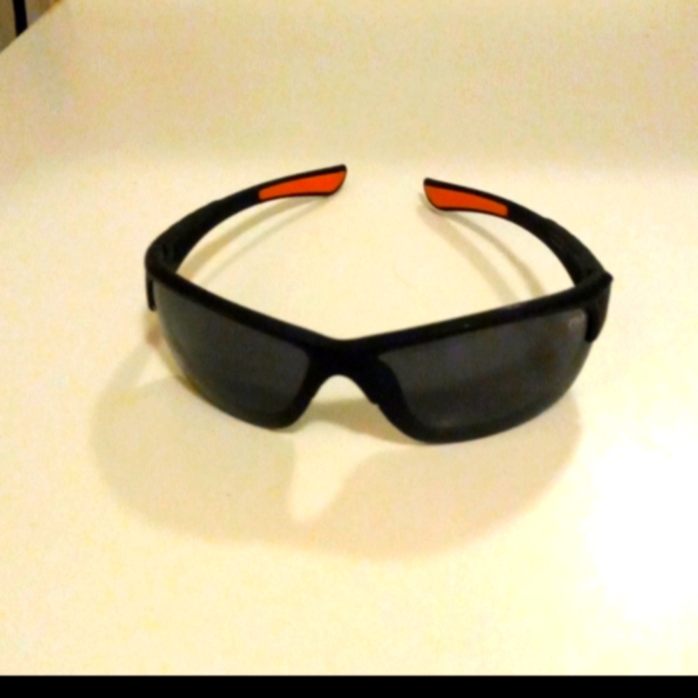 FILA sport sun glasses